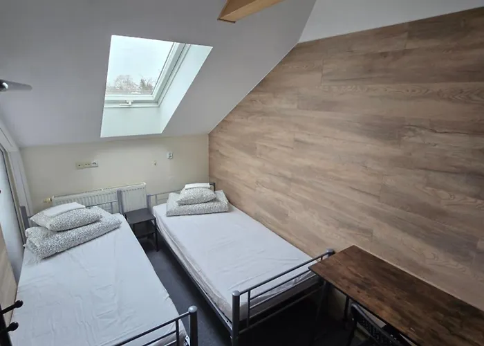 Rooms4Rest Skibicka - Private Rooms For Tourists Warszawa