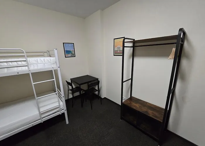 Rooms4Rest Skibicka - Private Rooms For Tourists Warszawa